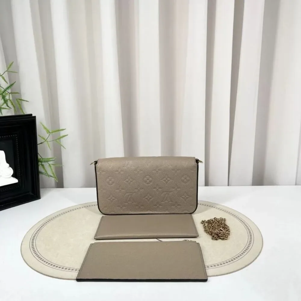 Louis Vuitton Women Pre-Loved Bag Very Good Condition